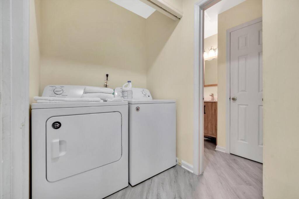 Casa de férias Cozy 2 Bedroom Pineville-matthews Duplex Sleeps 8